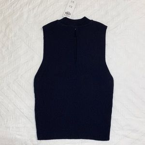 Abercrombie black top